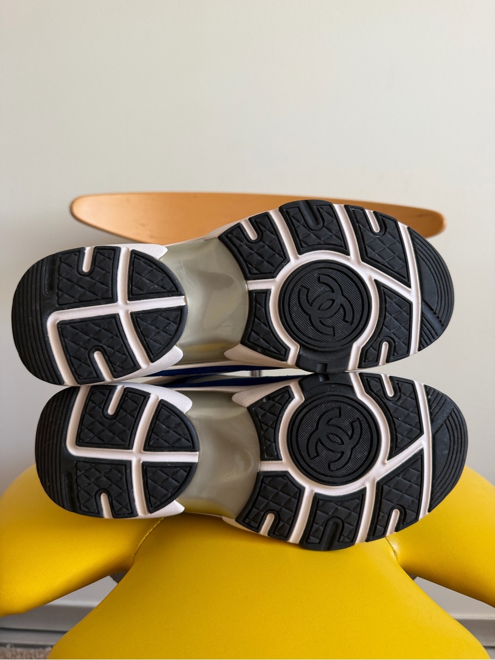 Chanel 2019 Cruise Blue / Yellow Suede Pastel CC Logo Runner Sneakers [7] - Picture 5 of 7